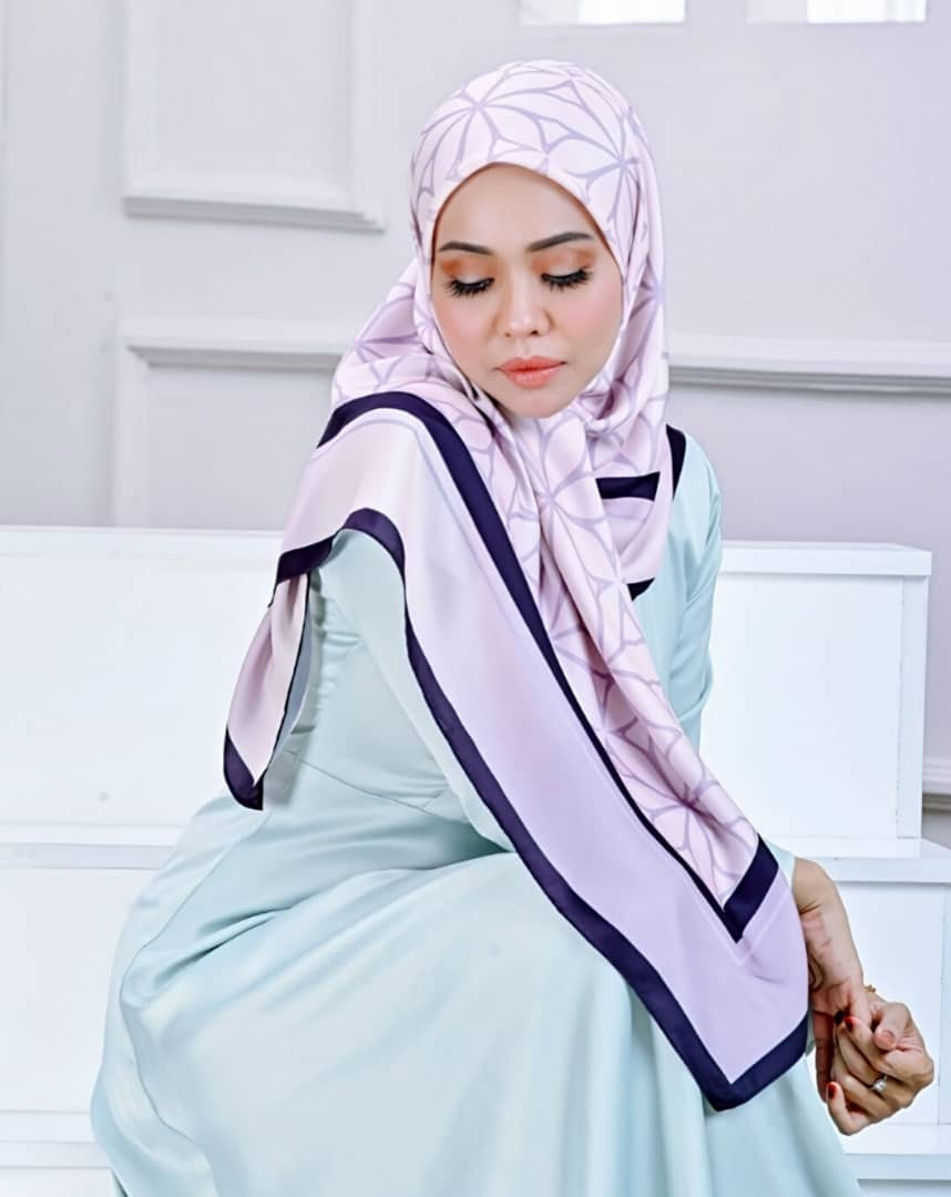 tudung pleated shawl