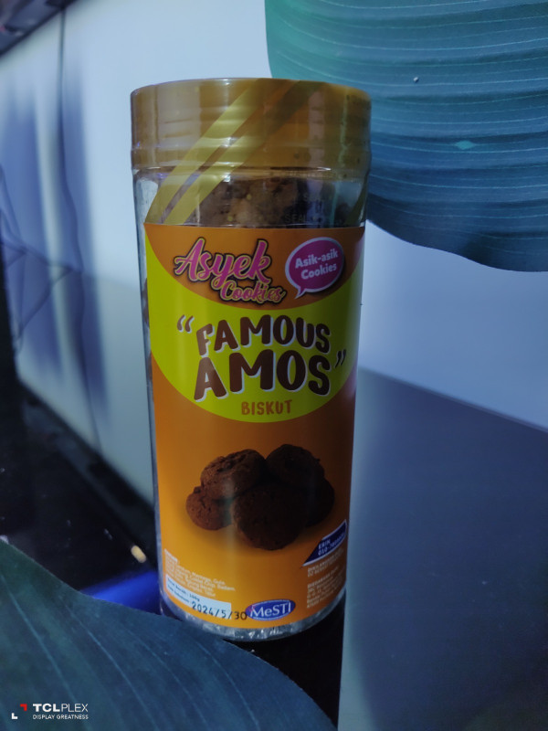 Famous Amos