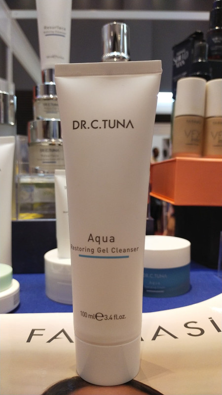 Dr.C.Tuna Aqua Restoring Gel Cleanser