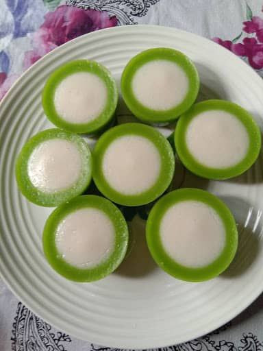 Kuih muih tradisional dan moden