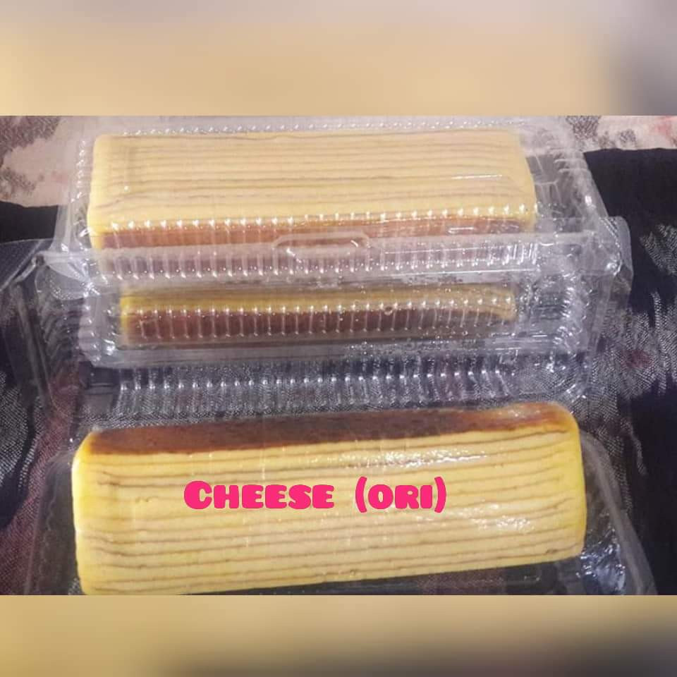 Kek lapis cheese sarawak