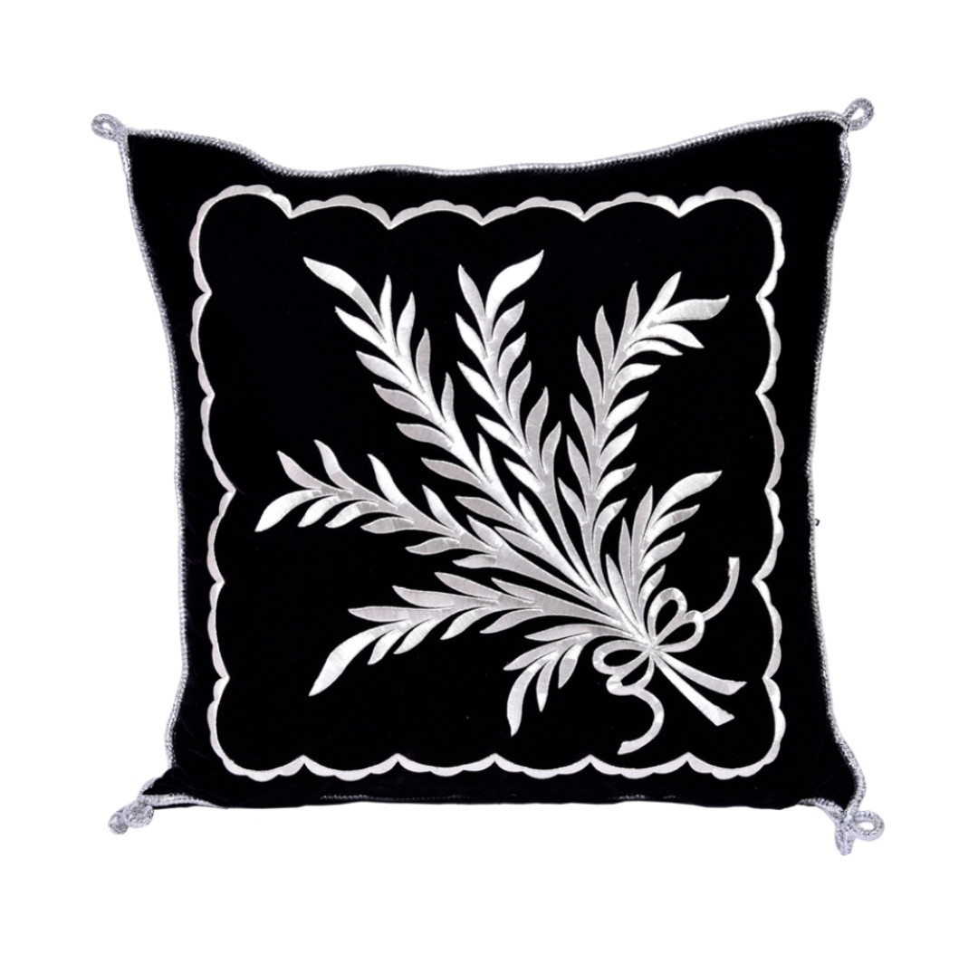 KUSYEN TEKAT BENANG SILVER